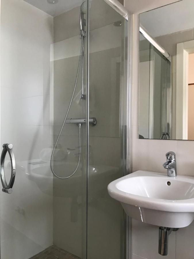 Hostal Can Pou Vidreres Bagian luar foto